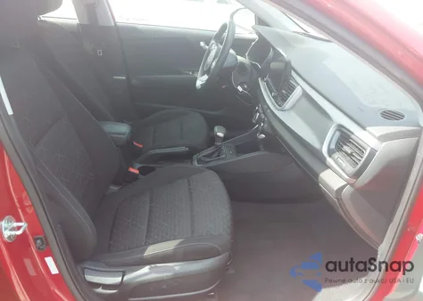 2022 Kia Rio S z USA, uszkodzony, nr VIN 3KPA24AD8NE439095